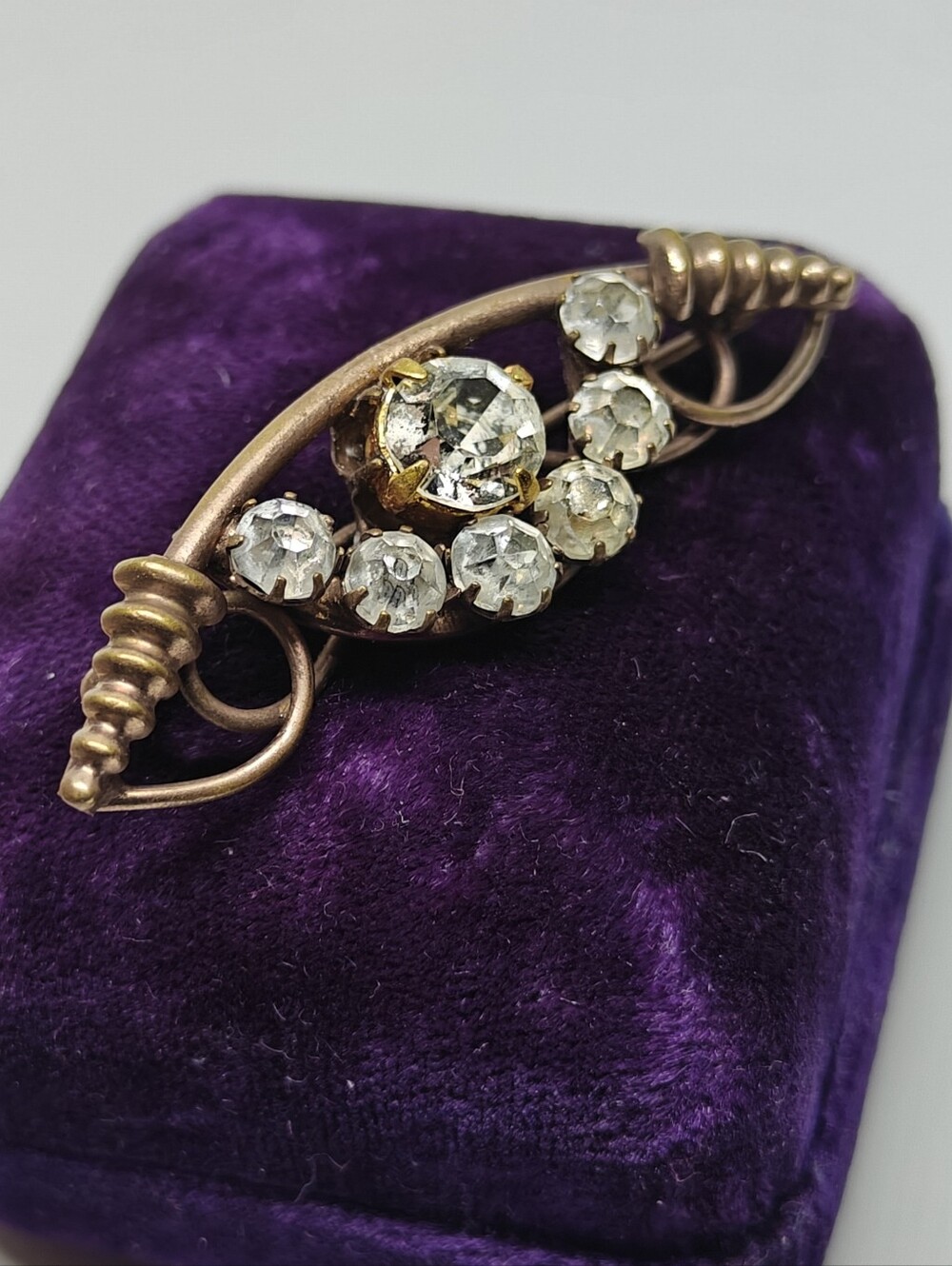 Antique Paste Stones Gilt Brass Pin Brooch